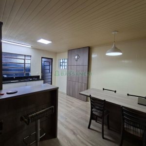 Casa com 148m², 3 dormitórios, 2 vagas, no bairro Cristo Redentor em Caxias do Sul para Alugar