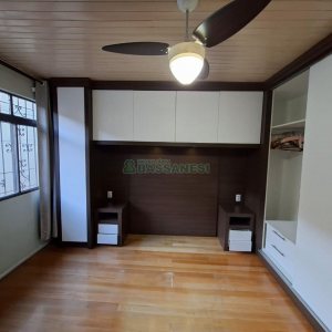 Casa com 148m², 3 dormitórios, 2 vagas, no bairro Cristo Redentor em Caxias do Sul para Alugar