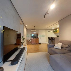 Apto Mobiliado com 86m², 2 dormitórios, 2 vagas, no bairro Panazzolo em Caxias do Sul para Alugar