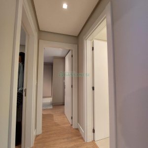Apto Mobiliado com 86m², 2 dormitórios, 2 vagas, no bairro Panazzolo em Caxias do Sul para Alugar