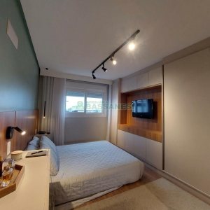 Apto Mobiliado com 86m², 2 dormitórios, 2 vagas, no bairro Panazzolo em Caxias do Sul para Alugar