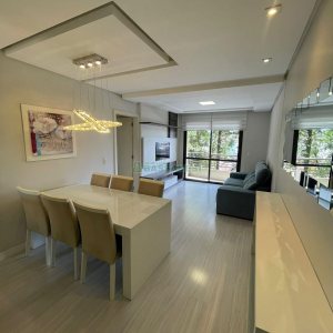 Apto Mobiliado com 99m², 2 dormitórios, 2 vagas, no bairro Pio X em Caxias do Sul para Alugar
