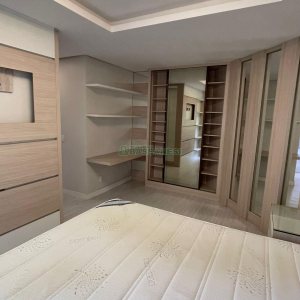 Apto Mobiliado com 99m², 2 dormitórios, 2 vagas, no bairro Pio X em Caxias do Sul para Alugar