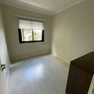 Apto Mobiliado com 99m², 2 dormitórios, 2 vagas, no bairro Pio X em Caxias do Sul para Alugar