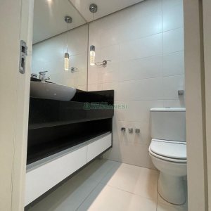 Apto Mobiliado com 99m², 2 dormitórios, 2 vagas, no bairro Pio X em Caxias do Sul para Alugar