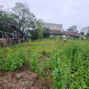 Terreno com 360m², no bairro Centro em Caxias do Sul para Alugar
