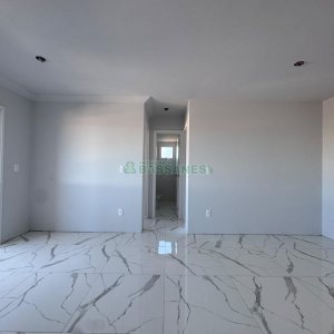 Apartamento com 66m², 2 dormitórios, 1 vaga, no bairro São Leopoldo em Caxias do Sul para Comprar