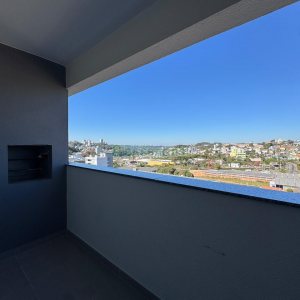 Apartamento com 66m², 2 dormitórios, 1 vaga, no bairro São Leopoldo em Caxias do Sul para Comprar