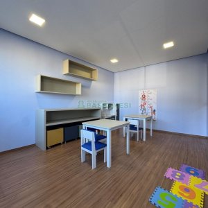 Apartamento com 66m², 2 dormitórios, 1 vaga, no bairro São Leopoldo em Caxias do Sul para Comprar