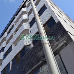 Apartamento com 42m², 1 dormitório, 1 vaga, no bairro Sagrada Família em Caxias do Sul para Alugar