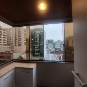 Apto Mobiliado com 46m², 1 dormitório, 1 vaga, no bairro Centro em Caxias do Sul para Alugar