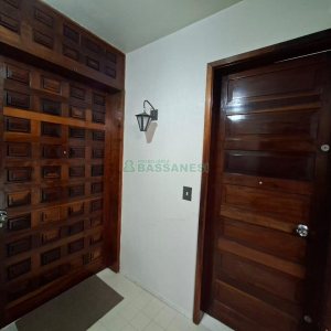 Apto Mobiliado com 159m², 3 dormitórios, 3 vagas, no bairro Exposição em Caxias do Sul para Alugar