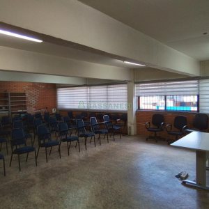 Pavilhão com 2500m², no bairro Pioneiro em Caxias do Sul para Comprar