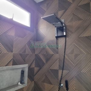 Casa com 200m², 3 dormitórios, 2 vagas, no bairro Santa Catarina em Caxias do Sul para Comprar