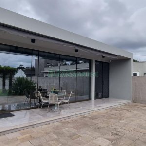 Casa com 200m², 3 dormitórios, 2 vagas, no bairro Santa Catarina em Caxias do Sul para Comprar