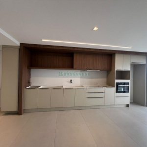 Apto Mobiliado com 129m², 3 dormitórios, no bairro Petrópolis em Caxias do Sul para Alugar