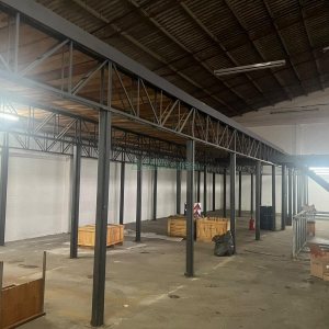 Pavilhão com 750m², no bairro São José em Caxias do Sul para Alugar