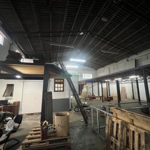 Pavilhão com 750m², no bairro São José em Caxias do Sul para Alugar