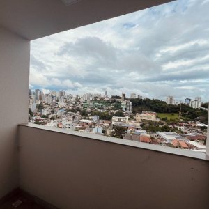 Apartamento com 58m², 2 dormitórios, 1 vaga, no bairro Rio Branco em Caxias do Sul para Comprar