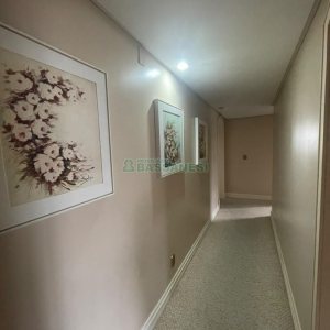 Apartamento com 322m², 3 dormitórios, 4 vagas, no bairro Madureira em Caxias do Sul para Comprar