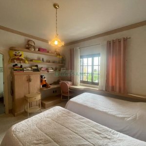 Apartamento com 322m², 3 dormitórios, 4 vagas, no bairro Madureira em Caxias do Sul para Comprar