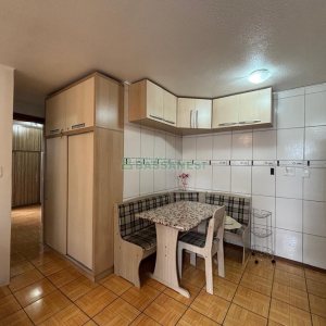 Apartamento com 52m², 2 dormitórios, 1 vaga, no bairro De Zorzi em Caxias do Sul para Alugar