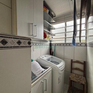 Apartamento com 52m², 2 dormitórios, 1 vaga, no bairro De Zorzi em Caxias do Sul para Alugar