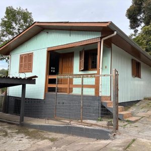 Casa com 58m², 3 dormitórios, no bairro Brandalise em Caxias do Sul para Alugar