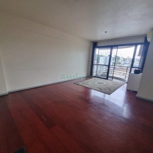 Apto Mobiliado com 84m², 2 dormitórios, 1 vaga, no bairro Centro em Caxias do Sul para Alugar