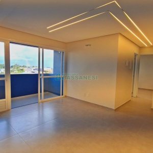 Apartamento com 65m², 2 dormitórios, 1 vaga, no bairro De Lazzer em Caxias do Sul para Alugar