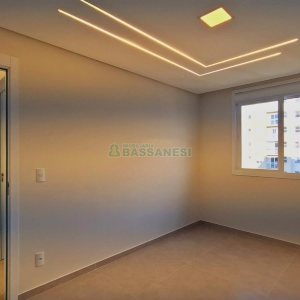 Apartamento com 65m², 2 dormitórios, 1 vaga, no bairro De Lazzer em Caxias do Sul para Alugar