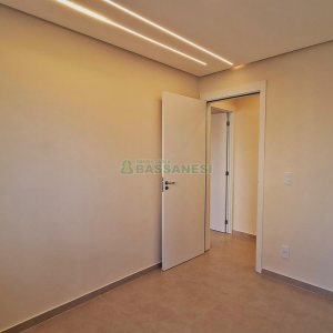 Apartamento com 65m², 2 dormitórios, 1 vaga, no bairro De Lazzer em Caxias do Sul para Alugar