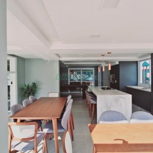 Apartamento com 65m², 2 dormitórios, 1 vaga, no bairro De Lazzer em Caxias do Sul para Alugar