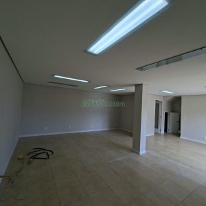 Loja com 70m², no bairro Lourdes em Caxias do Sul para Alugar