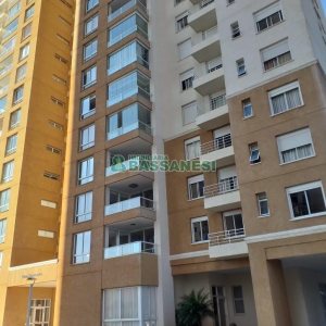 Apartamento com 111m², 3 dormitórios, 2 vagas, no bairro Cristo Redentor em Caxias do Sul para Alugar