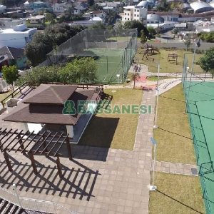 Apartamento com 111m², 3 dormitórios, 2 vagas, no bairro Cristo Redentor em Caxias do Sul para Alugar