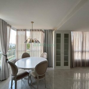 Apartamento com 111m², 3 dormitórios, 2 vagas, no bairro Cristo Redentor em Caxias do Sul para Alugar
