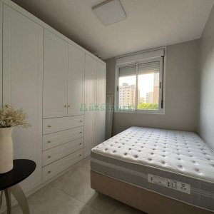 Apartamento com 111m², 3 dormitórios, 2 vagas, no bairro Cristo Redentor em Caxias do Sul para Alugar