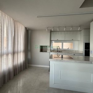 Apartamento com 111m², 3 dormitórios, 2 vagas, no bairro Cristo Redentor em Caxias do Sul para Alugar