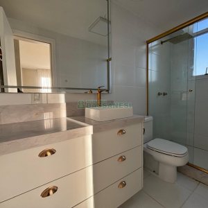 Apartamento com 111m², 3 dormitórios, 2 vagas, no bairro Cristo Redentor em Caxias do Sul para Alugar