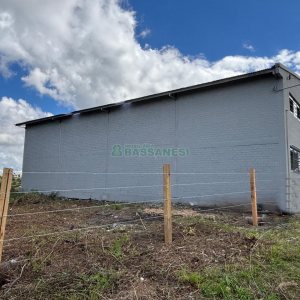Pavilhão com 300m², no bairro Jardim Eldorado em Caxias do Sul para Alugar