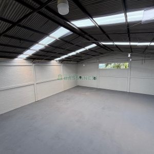 Pavilhão com 300m², no bairro Jardim Eldorado em Caxias do Sul para Alugar