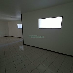 Apartamento com 94m², 2 dormitórios, 1 vaga, no bairro Desvio Rizzo em Caxias do Sul para Alugar