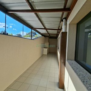 Apartamento com 94m², 2 dormitórios, 1 vaga, no bairro Desvio Rizzo em Caxias do Sul para Alugar
