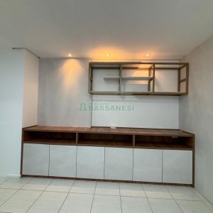 Sala com 92m², no bairro Panazzolo em Caxias do Sul para Alugar