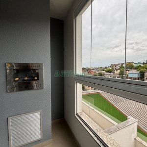 Apartamento com 62m², 2 dormitórios, 1 vaga, no bairro Kayser em Caxias do Sul para Alugar