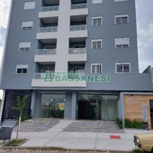 Apartamento com 62m², 2 dormitórios, 1 vaga, no bairro Kayser em Caxias do Sul para Alugar