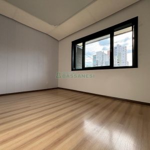 Loja com 52m², no bairro Panazzolo em Caxias do Sul para Alugar