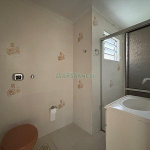 Loja com 52m², no bairro Panazzolo em Caxias do Sul para Alugar