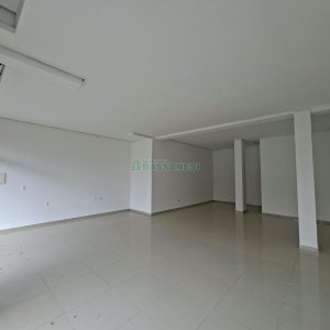 Loja com 62m², no bairro Rio Branco em Caxias do Sul para Alugar